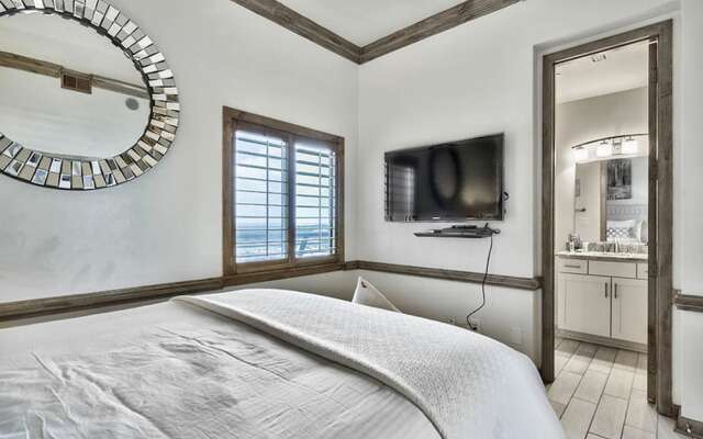 Emerald Towers 1503 by Bliss Beach Rentals