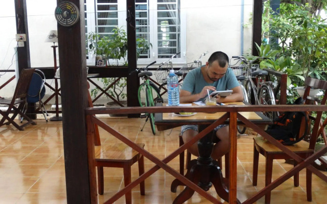 Yellow House Homestay