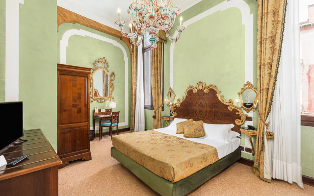 San Moisè Hotel