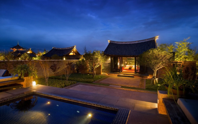 Banyan Tree Lijiang