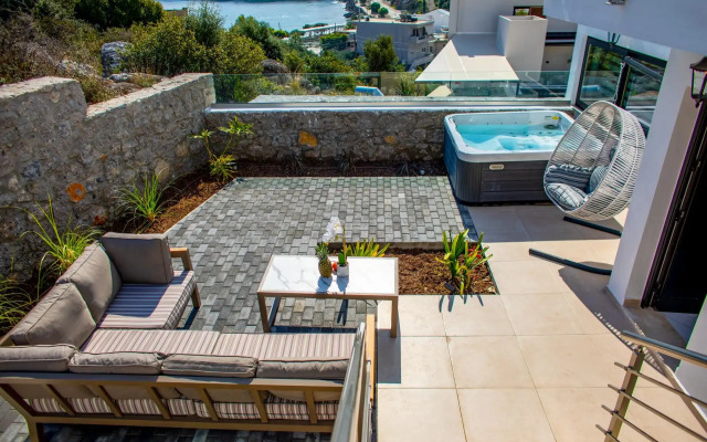 Beach Walk Luxury Suites