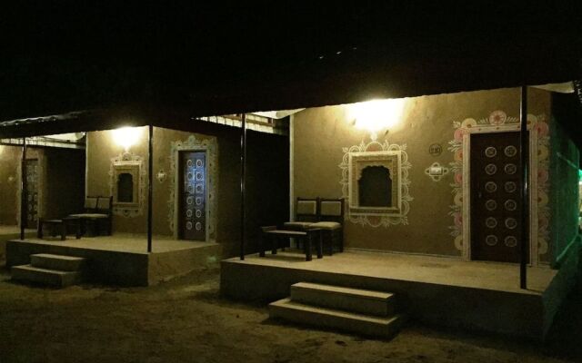 Desert Glamping