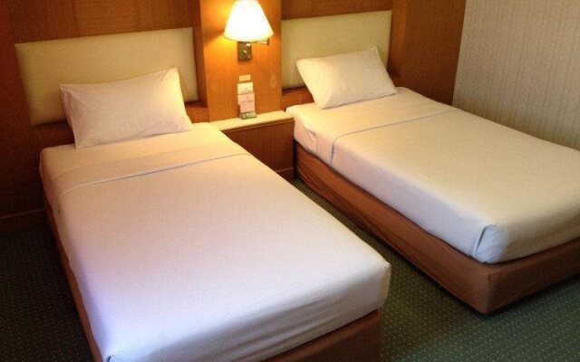 River Hotel Nakhon Pathom