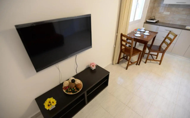 Olga Beach Apartments