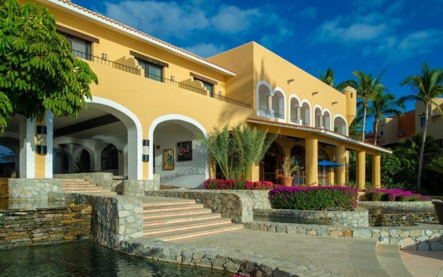 2BR W/private Jacuzzi: Casa del Mar Pelicano 301