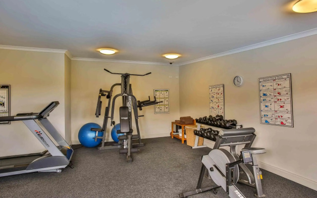 Moonlight Bay Suites