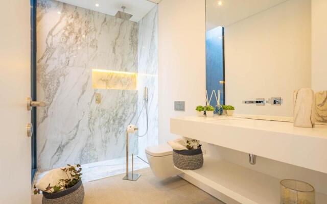 ONE SIX Villa in Vilamoura
