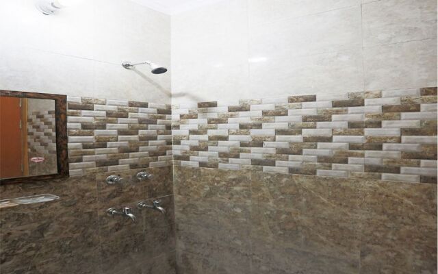 OYO 46228 Krishna Residency