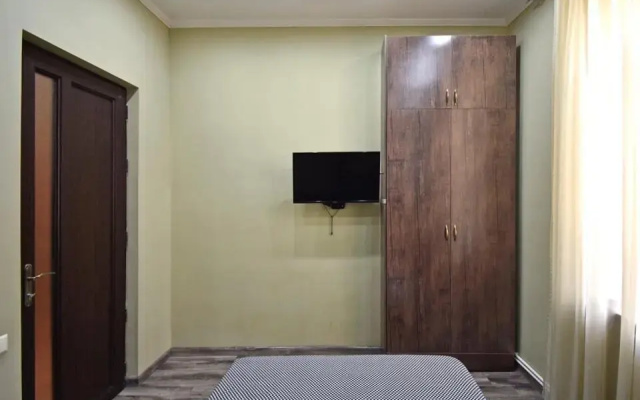 Amiryan street, 1 bedroom New Renovated, Modern apartment AM777