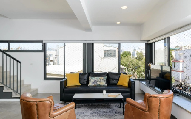 THE PLAYGROUND by TLV2RENT