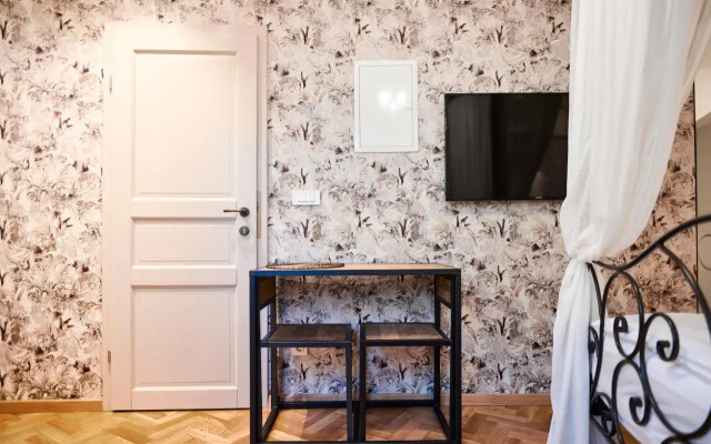 MM Apartments
