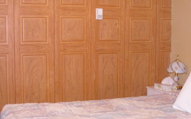 Hotel Bethel - Fort MacLeod, AB