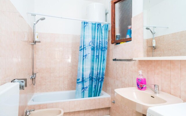 Nice Apartment in Zaton With 2 Bedrooms and Wifi