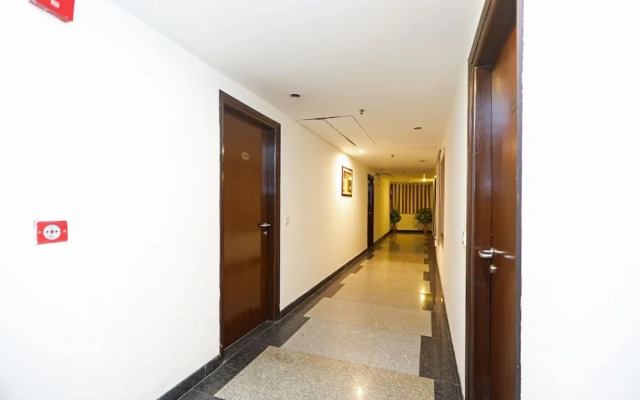 Capital O 445 Impress Hotel