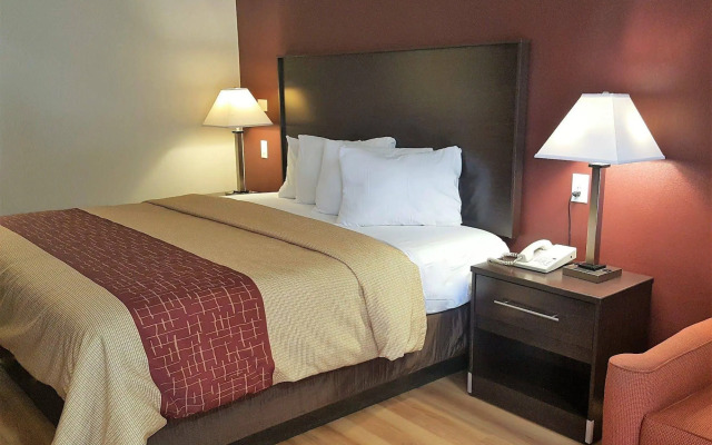 Red Roof Inn Arlington - Entertainment District