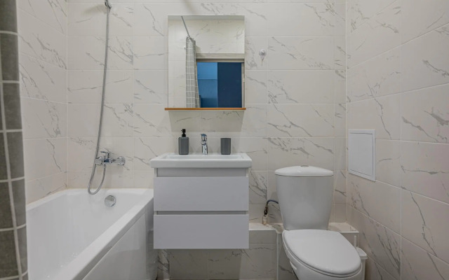 Лайт Апартаменты на улице Рощинская 68