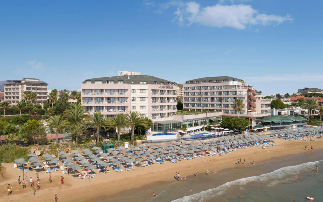Aska Just In Beach – All Inclusive