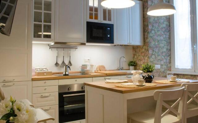 ALTIDO Charming 1BR Flat in Como