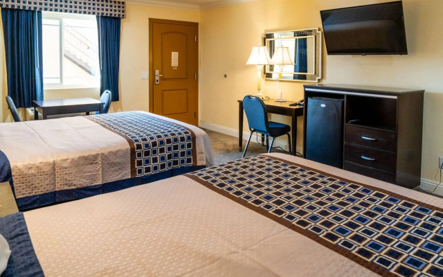 Rodeway Inn & Suites Colton - Riverside