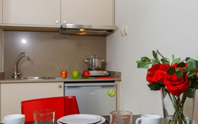 Pan Asia Seaview Apartment 2