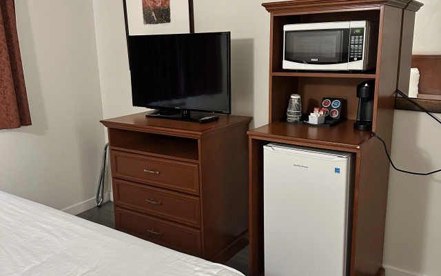 Travelodge by Wyndham Langley