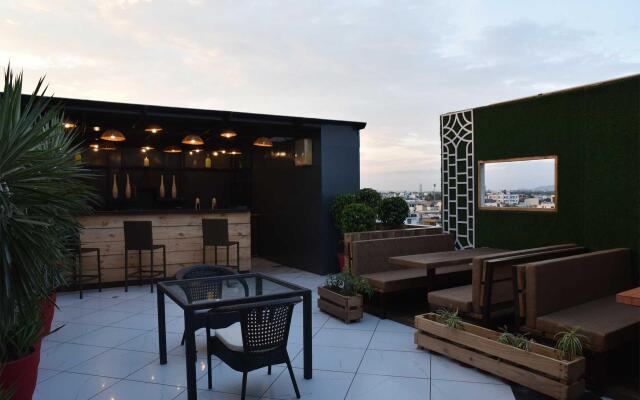 Hotel Shyam Paradise