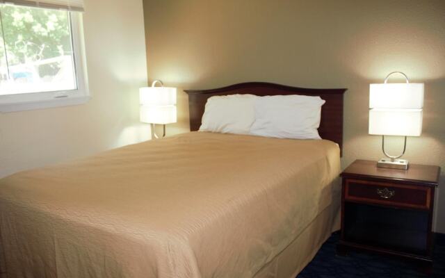 Oregon Trail Inn & Suites