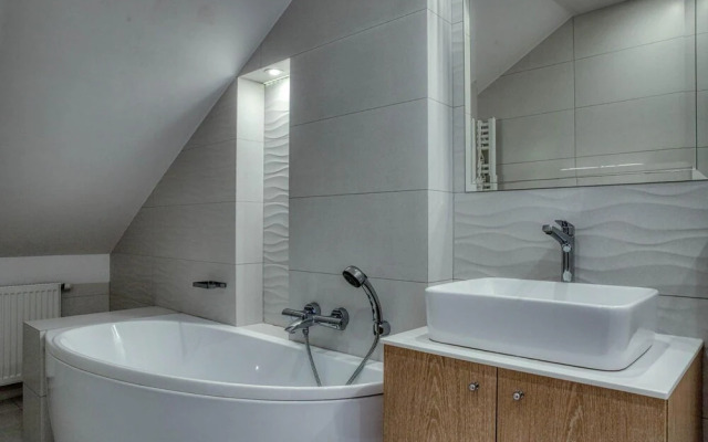 B12 Apartments by Marina Gdańsk - Old Town