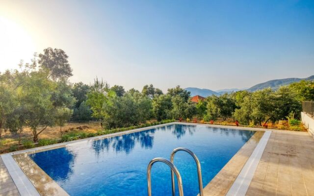 Charming House With Nature View in Fethiye