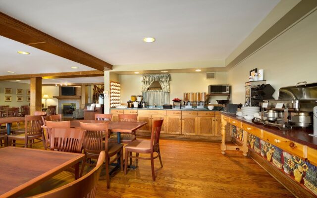 Travelodge Suites by Wyndham New Glasgow