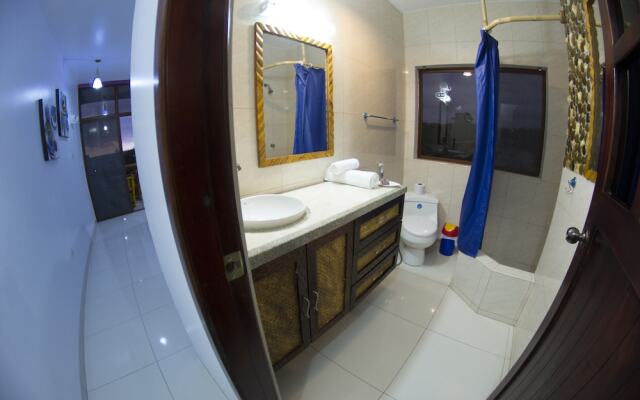SP Hotel Montañita