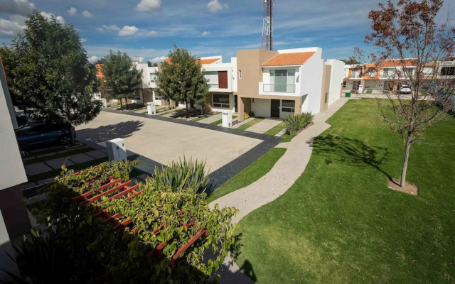 Redwodd Villas