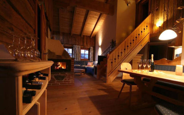 Chalet Resort LaPosch