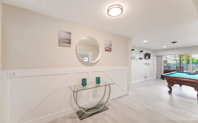 Great 3BR family house. Pool n Billiards