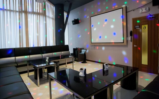 Ace Hotel & Suites