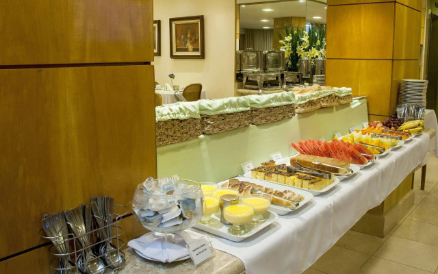 Rede Andrade Hotel Canadá