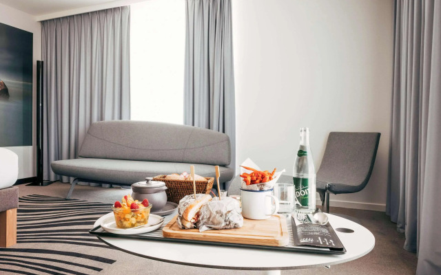 Novotel Paris Coeur d'Orly Airport