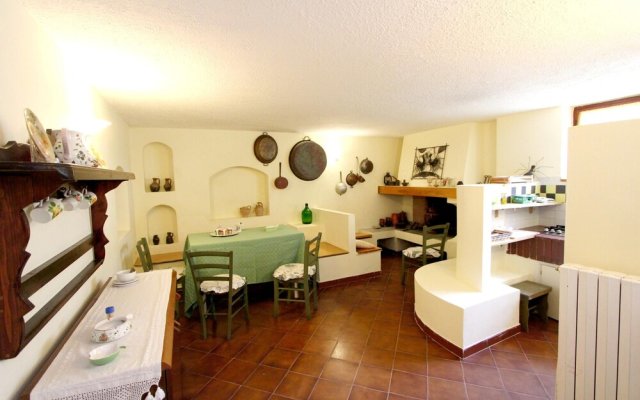 Apartment With 2 Bedrooms In Tollo With Wifi 6 Km From The Beach