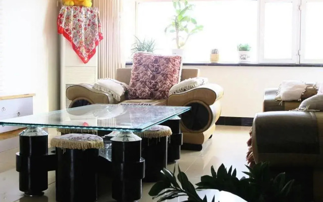 Desert Populus Family Hotel