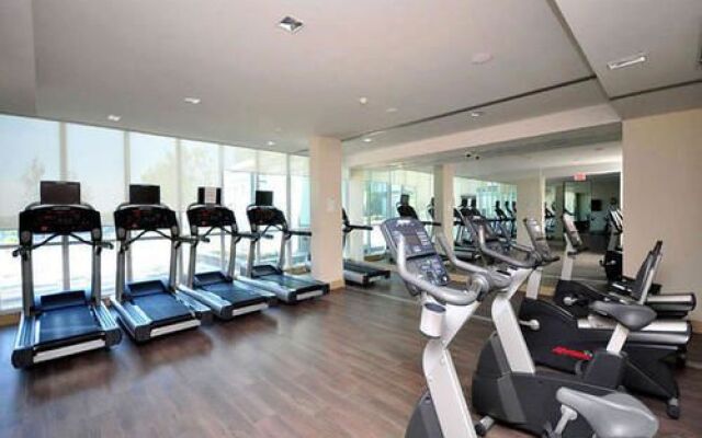 Pathway Luxury Suites - 4065 Brickstone