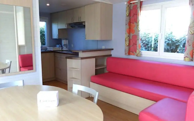 Mobile Home in Bessan With Terrace