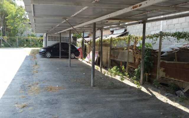 Charoen Apartment Hotel Trang
