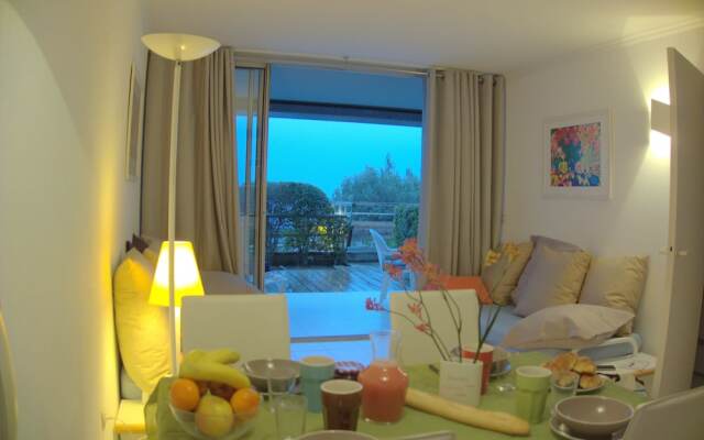Overlooking Monte Carlo - Costa Plana 1