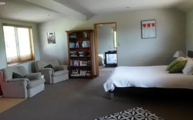 Rockview B And B