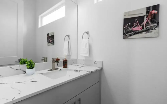 Downtown Houston 3BR Bachelorette Escape