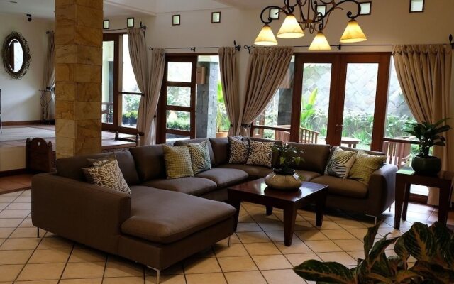 Pasteur Beautiful Luxurious House