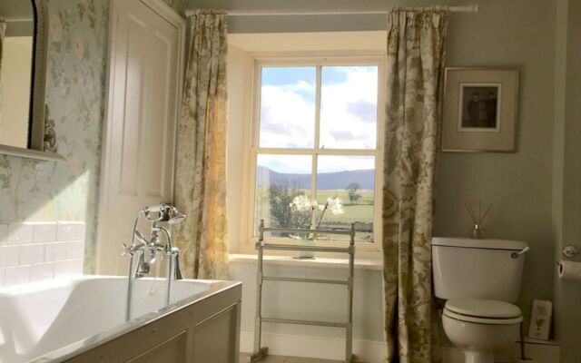 Westfield House Farm