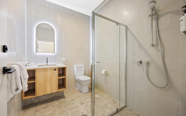 Comfort Inn Regal Park, North Adelaide