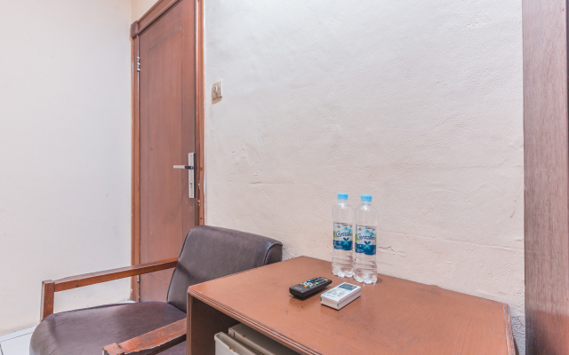 OYO 1383 Taman Cibinong 2