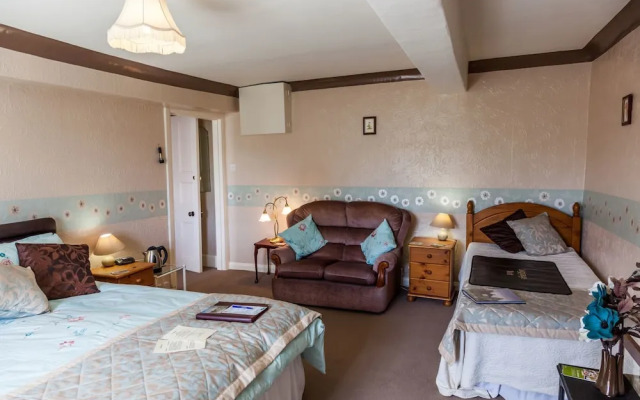 Newlands Hall B&B